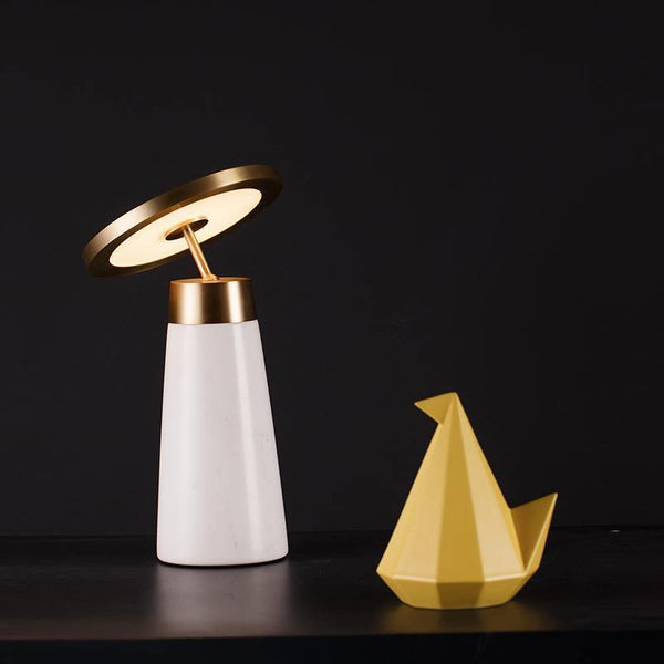 мини, минимализм, настольная лампа, настольную, освещение, Освещение минимализм, светильник, светодиодный, спальниНастольные лампы и торшеры